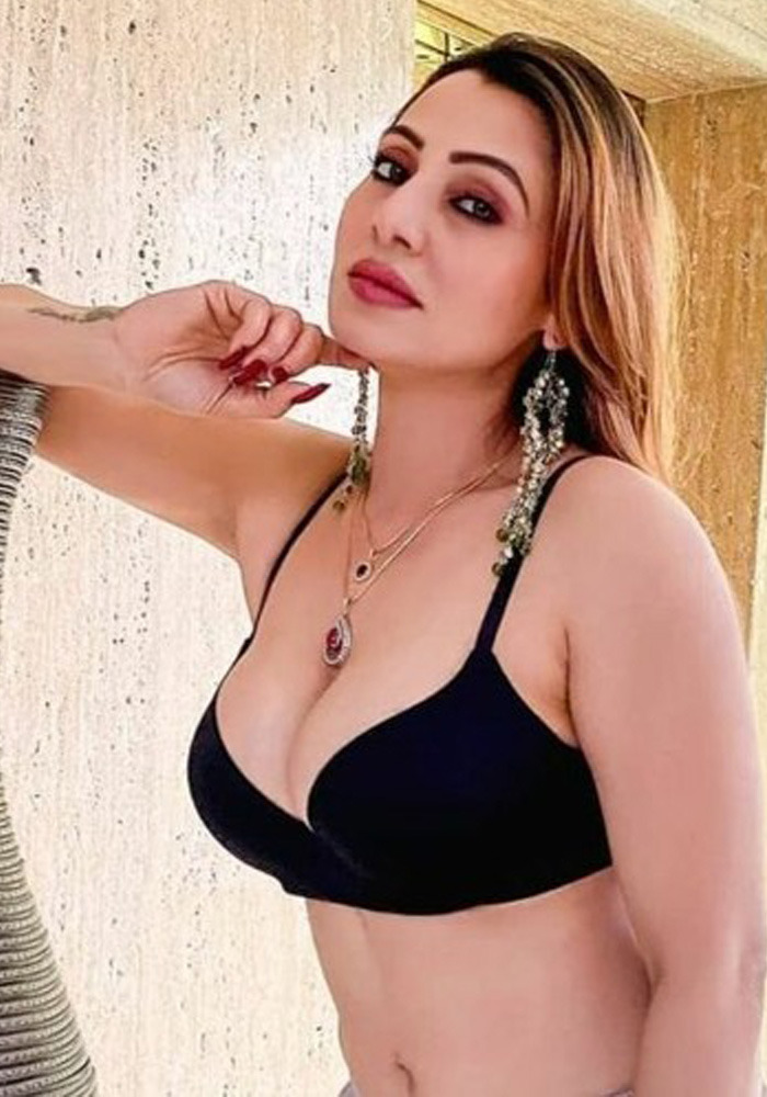 Bangalore Escort Girl Ria Sharma